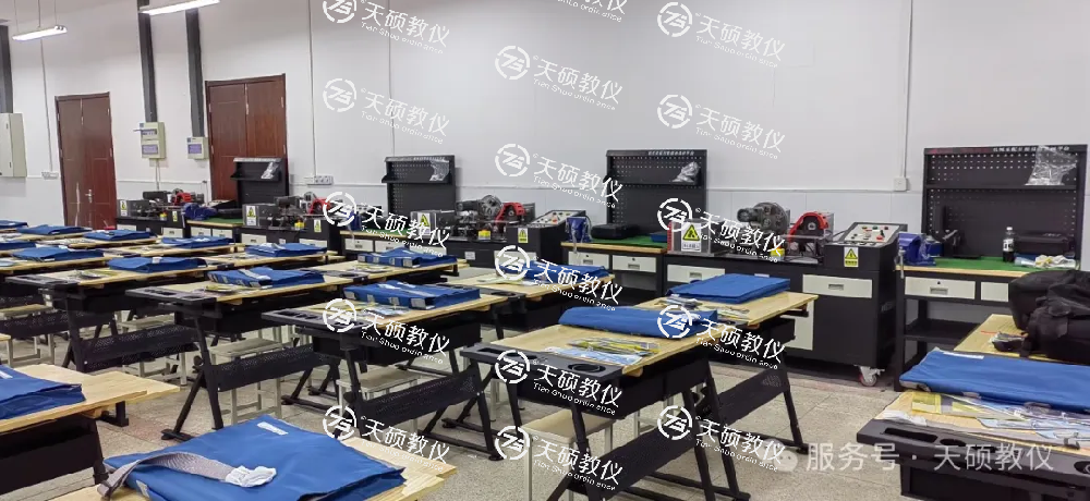 機械裝（zhuāng）配技術、機械製圖實訓室